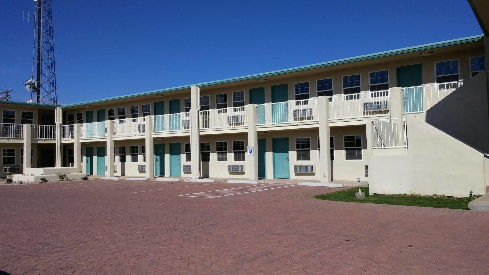 Arizona Sunset Inn & Suites Willcox Exterior foto